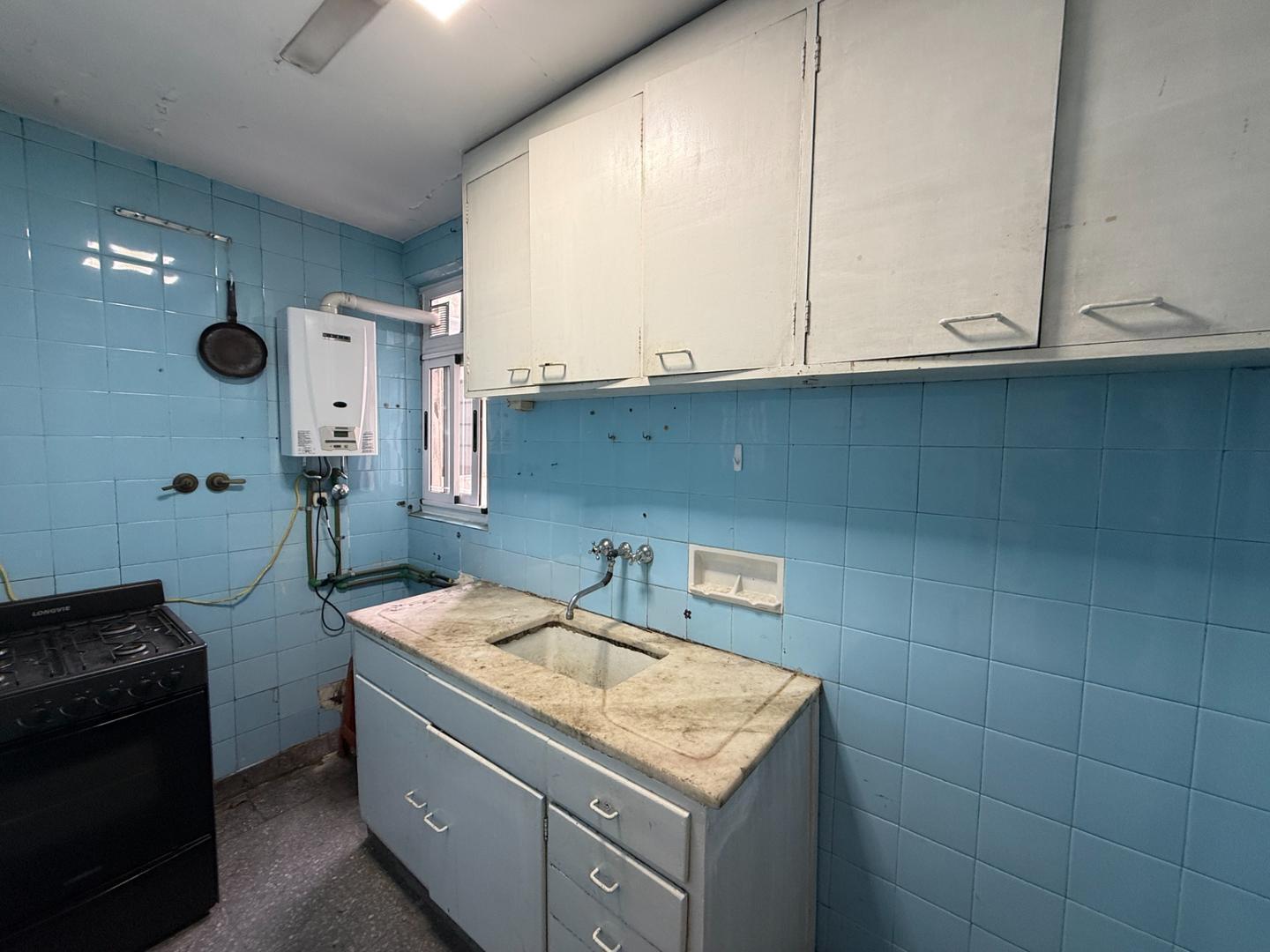 Foto de DEPARTAMENTO VENTA A RECICLAR 3 AMBIENTES SAN CRISTOBAL, imagen 3