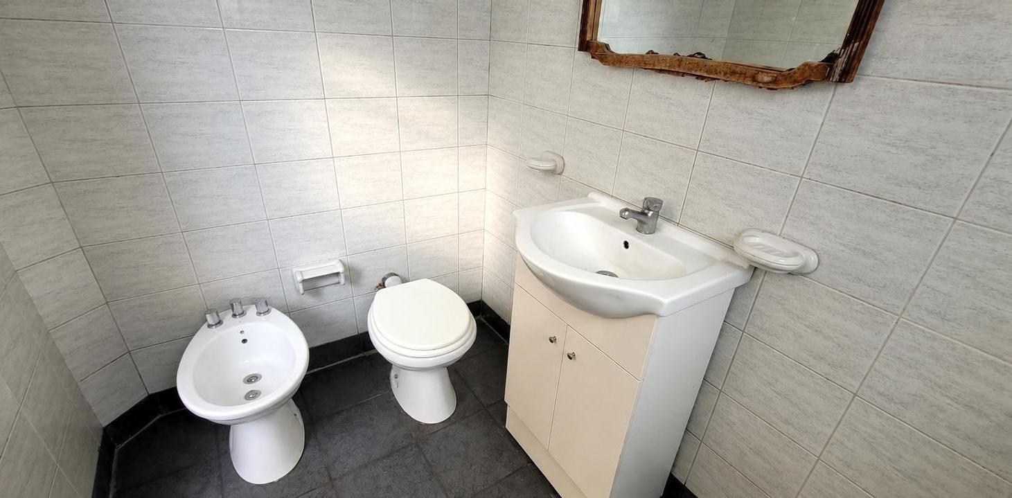 Foto de Venta PH 3 amb para RECICLAR en Barracas, imagen 3