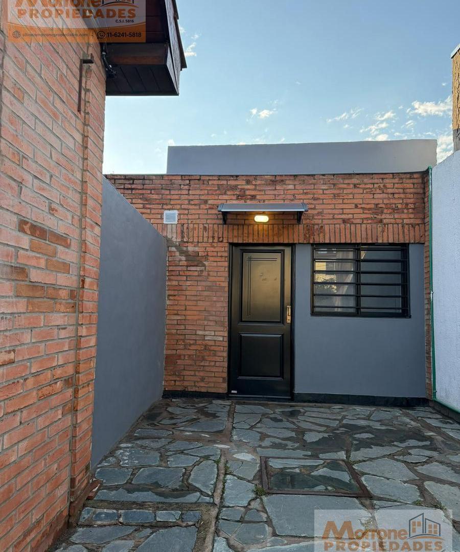 Foto de Departamento en Alquiler en General Pacheco a 4 cuadras de Av. de Los, imagen 1