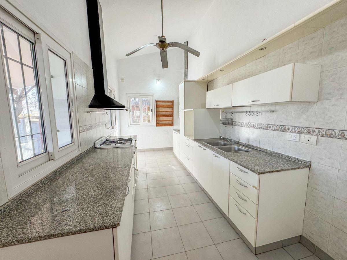 Foto de Casa de 3 dormitorios con piscina! Villa Allende - Lomas Oeste, imagen 5