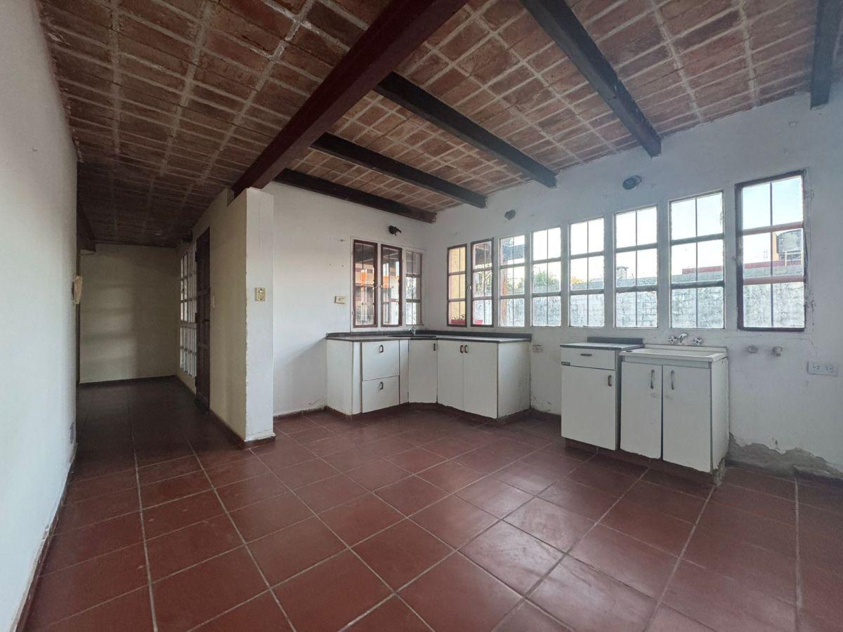 Casa de 3 Dorm. en B° Los Boulevares