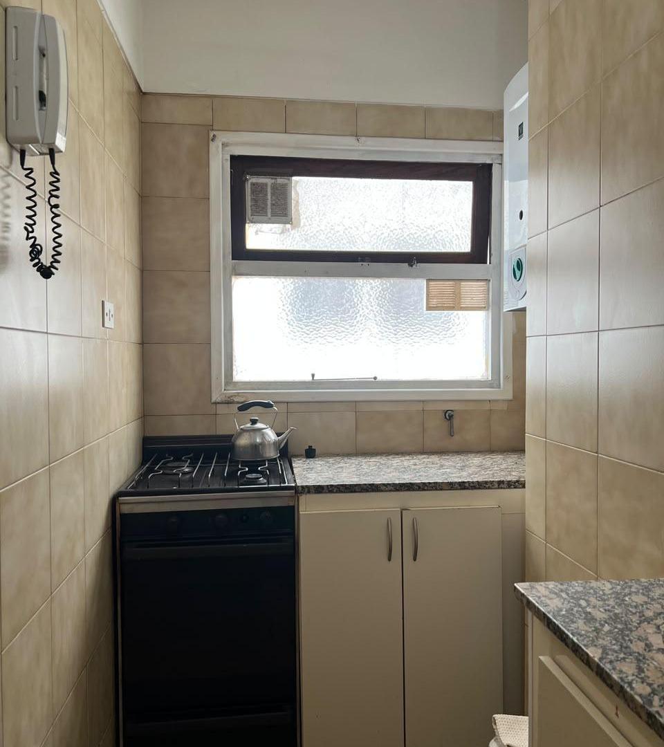 Foto de ALQUILER | Departamento 2 amb | Plaza Mitre, imagen 3