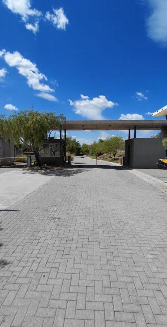 Foto de LOTE EN VENTA - COLINAS DE LA DESEADA | OPORTUNIDAD, imagen 1