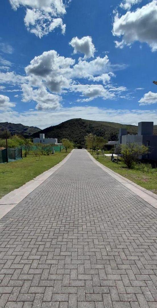 Foto de LOTE EN VENTA - COLINAS DE LA DESEADA | OPORTUNIDAD, imagen 3