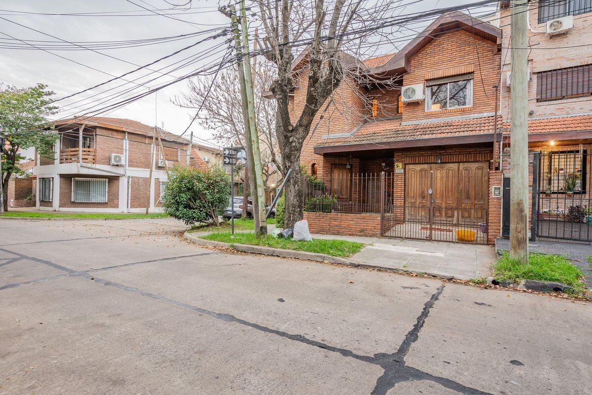 Foto de VENTA CASA 5 AMBIENTES OLIVOS PERMUTA, imagen 5