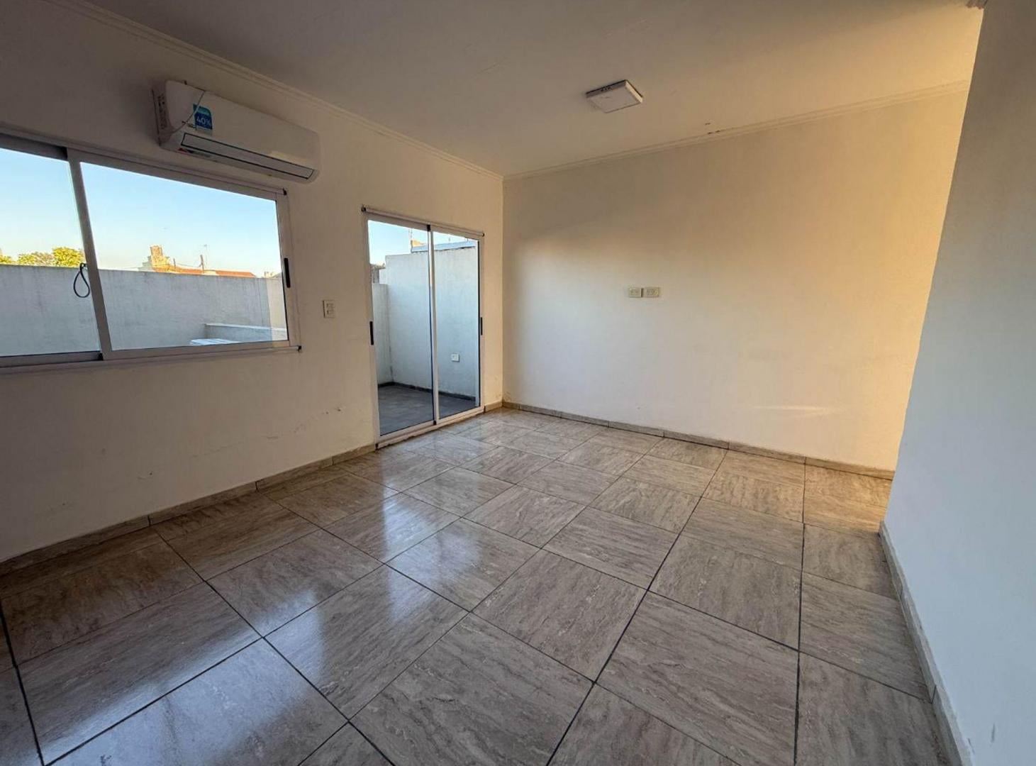 Foto de VENTA PH 2 AMBIENTES EN VILLA BOSCH, imagen 4
