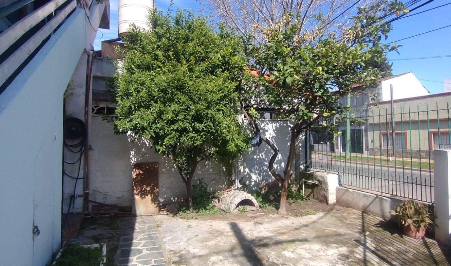 Foto de VENTA PH TIPO CASA 3 AMBIENTES EN BOULOGNE, imagen 2