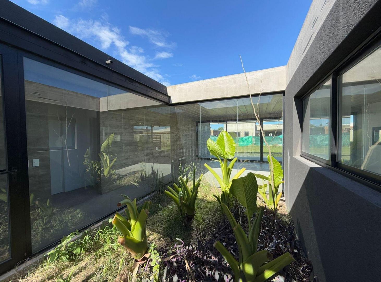 Foto de VENTA CASA 4 AMBIENTES A ESTRENAR PILAR DEL ESTE, imagen 1