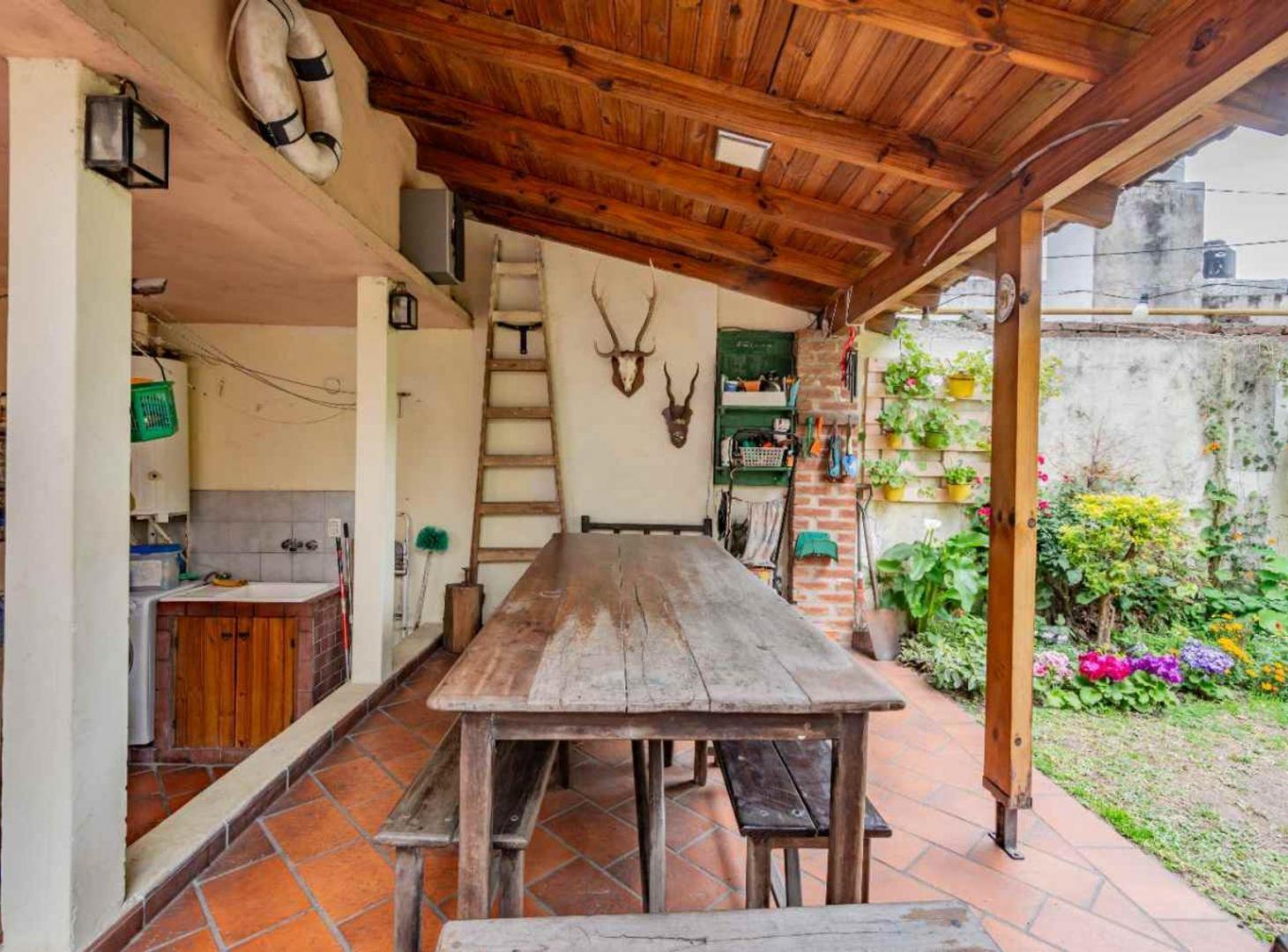 Foto de VENTA PH 3 AMBIENTES PARQUE CHAS, imagen 3