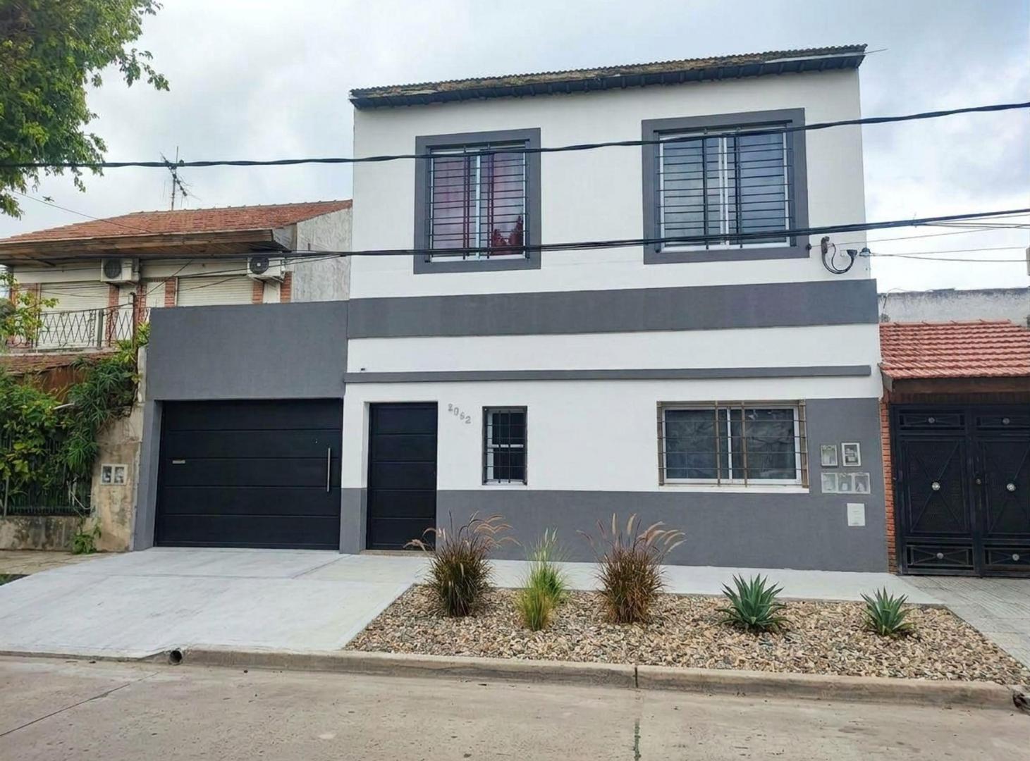 Foto de VENTA PH DOS AMBIENTES-BALCON-VILLA BALLESTER-FINA, imagen 2