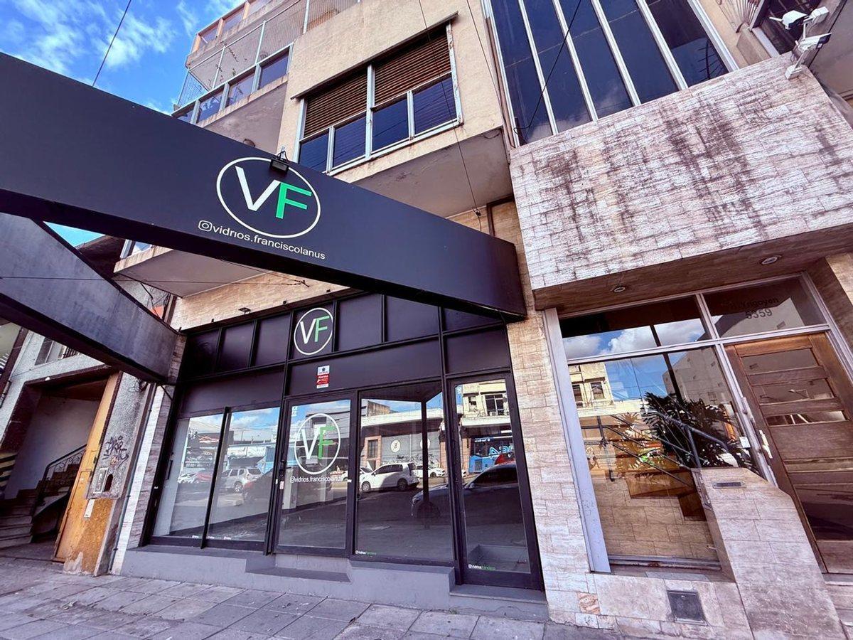 Foto de VENTA LOCAL LANUS PERMUTA, imagen 4