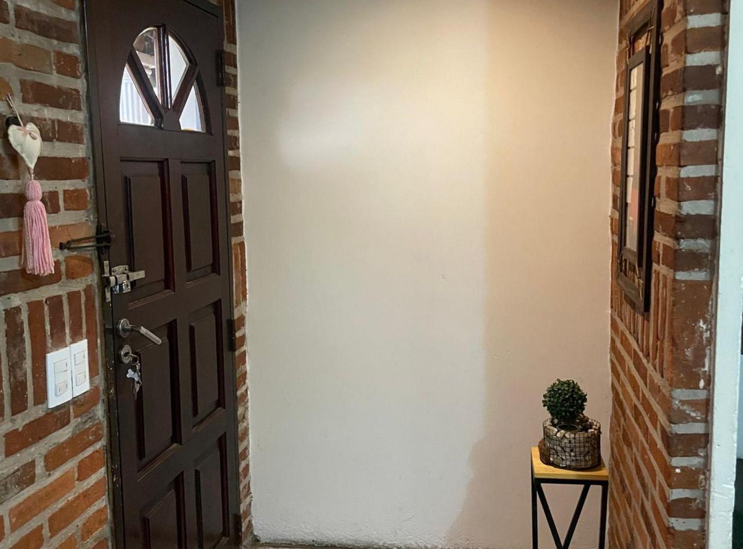Foto de VENTA AMPLIO DUPLEX 4 AMBIENTES BOULOGNE S. ISIDRO, imagen 3