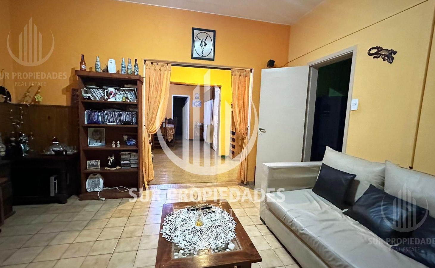 Foto de Casa Venta Ezeiza calle Brandsen, imagen 2