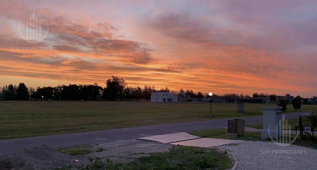 Foto de Lote de 1713 m2 en Barrio Fincas del Alba -Canning-, imagen 3