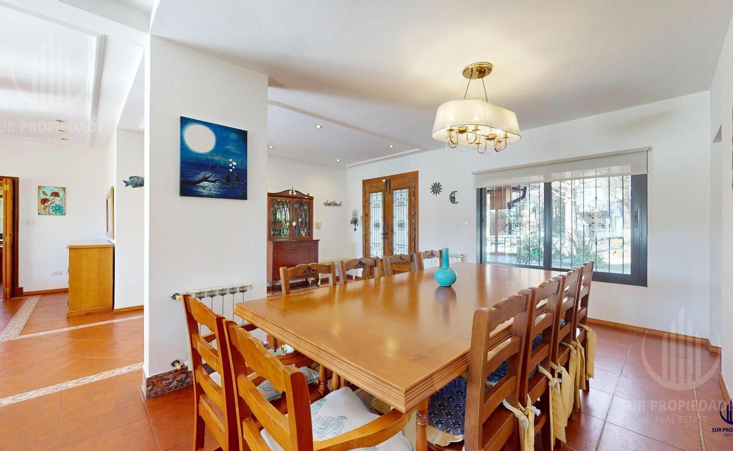 Foto de la propiedad en Venta Chalet 7 Ambientes El Lauquen Canning. Ruta 58