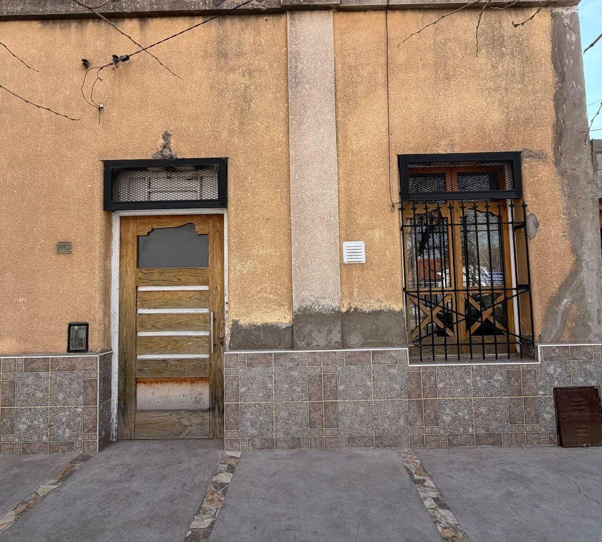 Foto de Venta Casa con Departamento, salón comercial y galpón – San Rafael, imagen 4