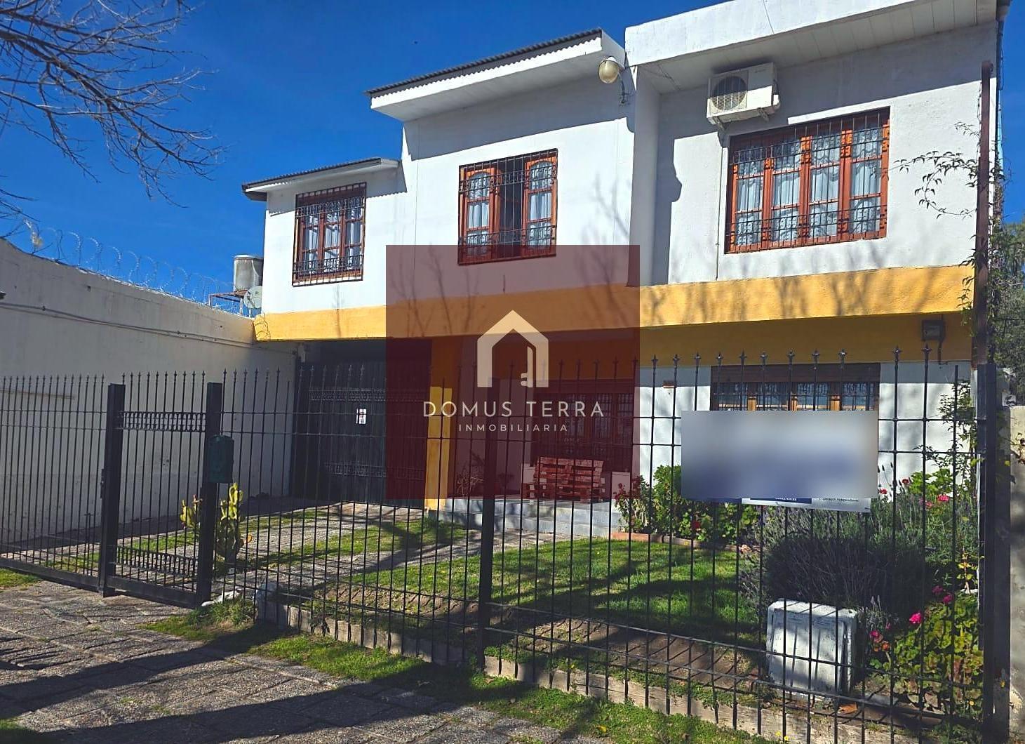 Foto de Casa + depto. independiente frente a terminal nueva – 690 m², imagen 3
