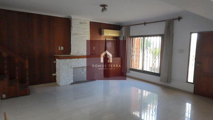 Foto de Venta Casa 5 dorm. en 2 plantas con terraza y patio – Centro, San Rafael, imagen 2