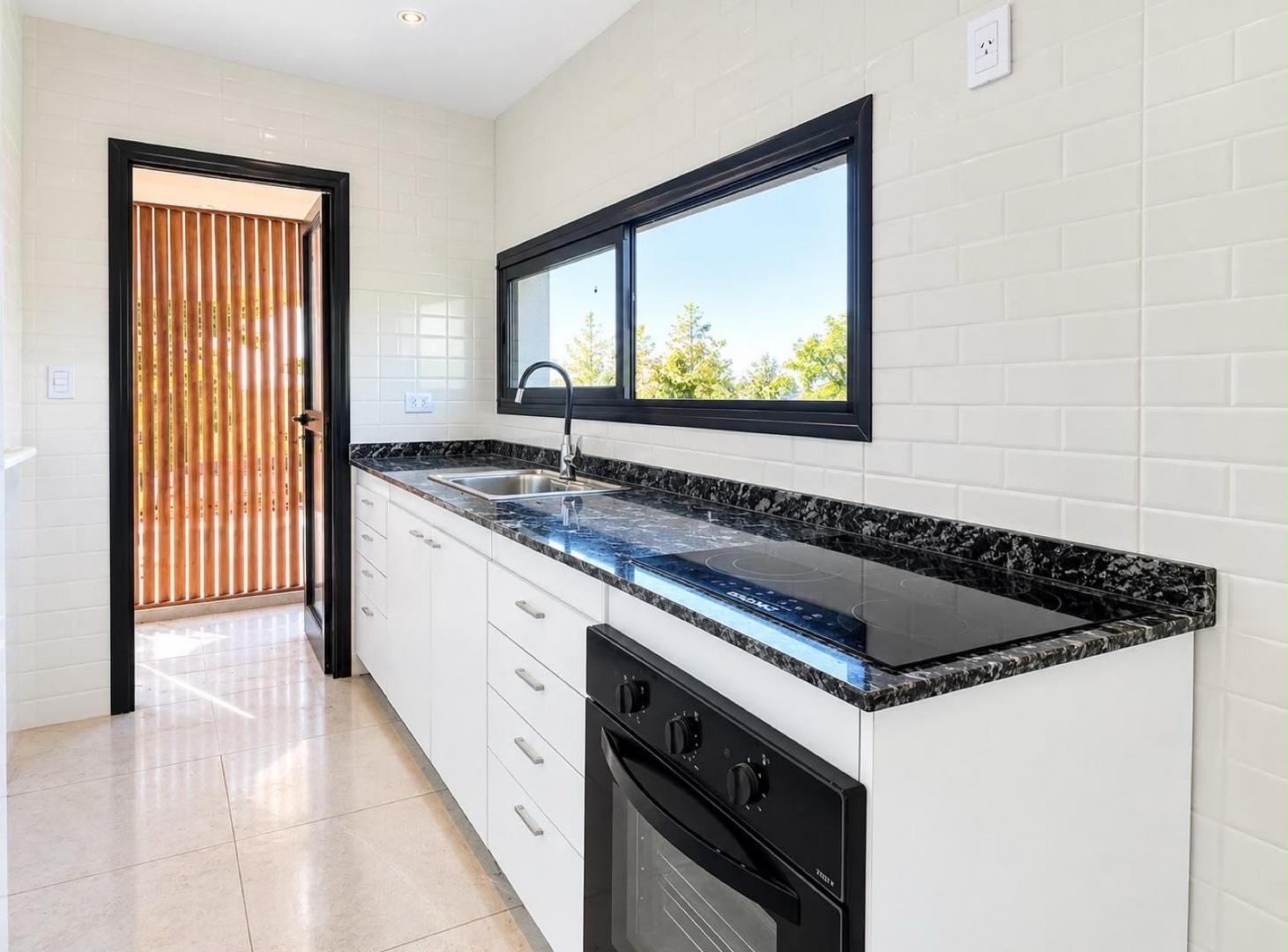 Foto de Casa a estrenar - Barrio Privado Alto de Manantiales, imagen 1