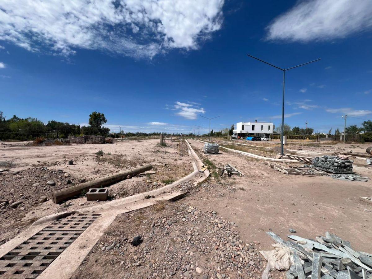 Foto de Muy lindo lote en Aitue Barrio privado zona Boedo y vieytes, imagen 1