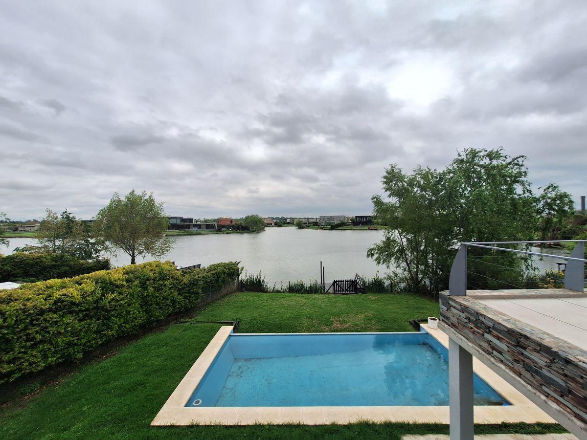 Foto de Casa de 260 m² con 4 dormitorios en venta en El Cantón, imagen 1