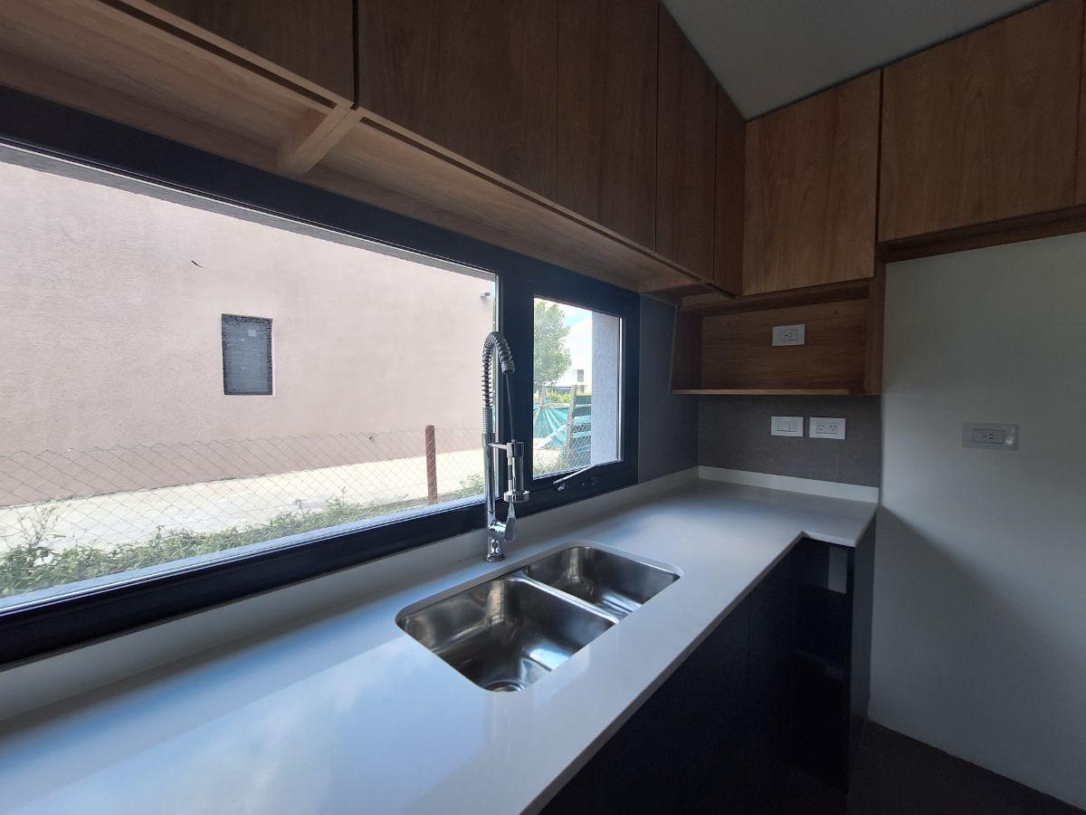 Foto de Casa en Venta en Puertos del Lago, imagen 5