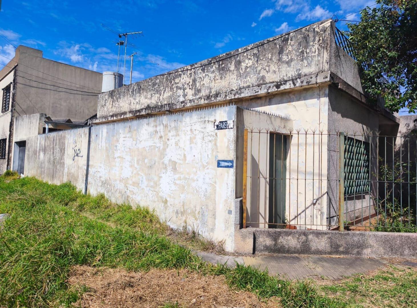 Foto de VENTA CASA 4 AMB COCHERA QUILMES, imagen 1