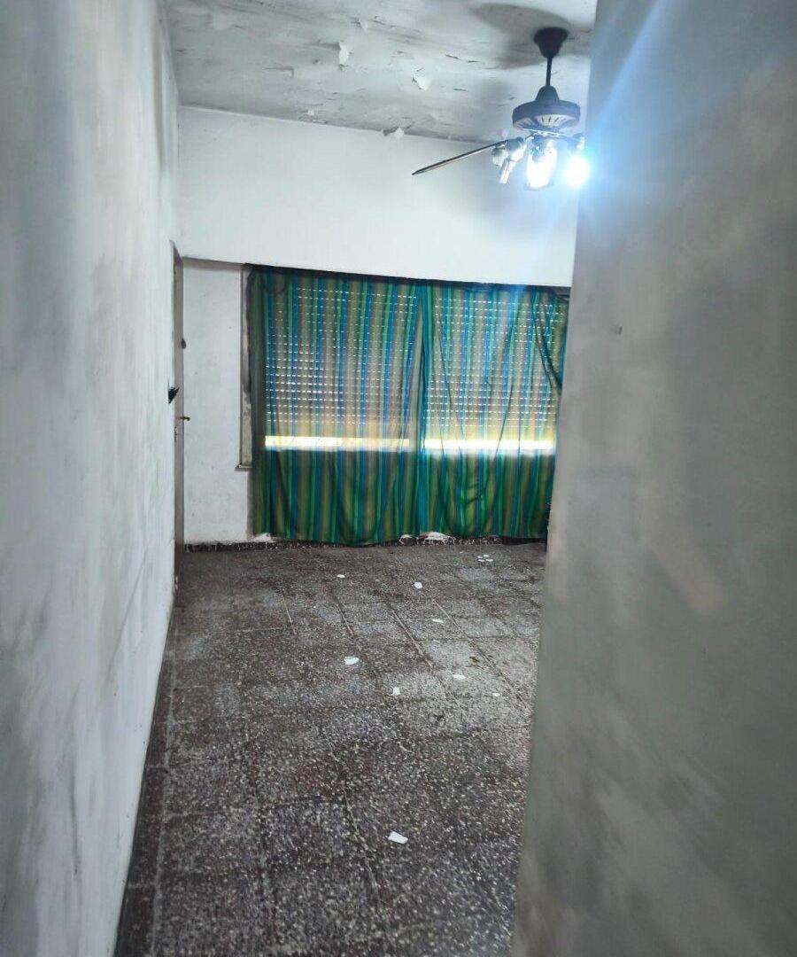 Foto de VENTA CASA 4 AMB COCHERA QUILMES, imagen 5
