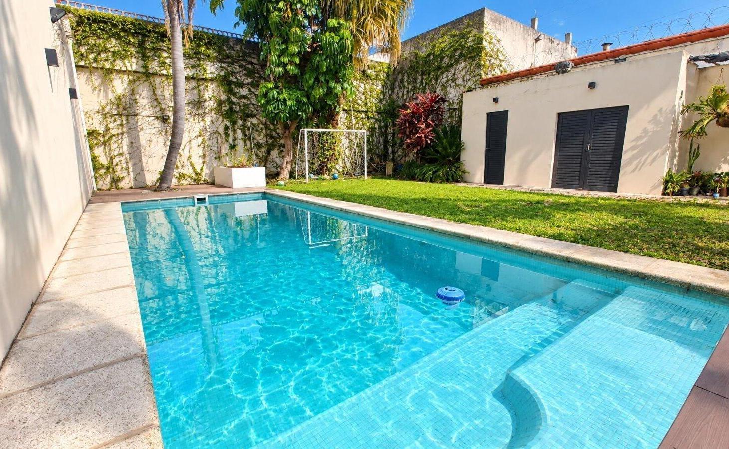 Foto de VENTA CASA 5 AMB COCHERAS PILETA DON BOSCO, imagen 2