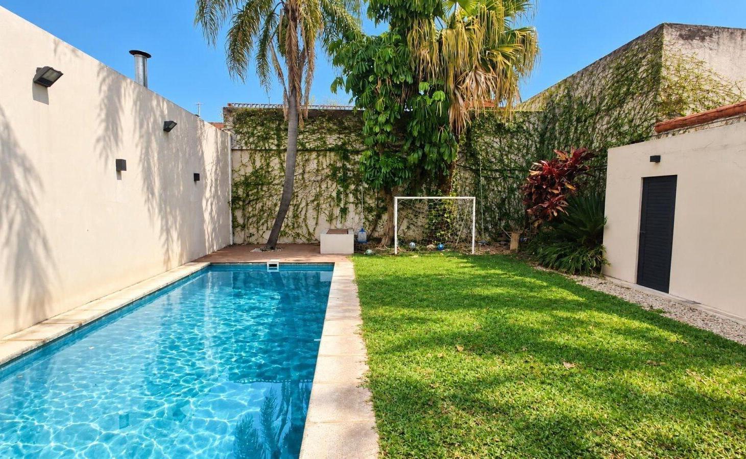Foto de VENTA CASA 5 AMB COCHERAS PILETA DON BOSCO, imagen 4