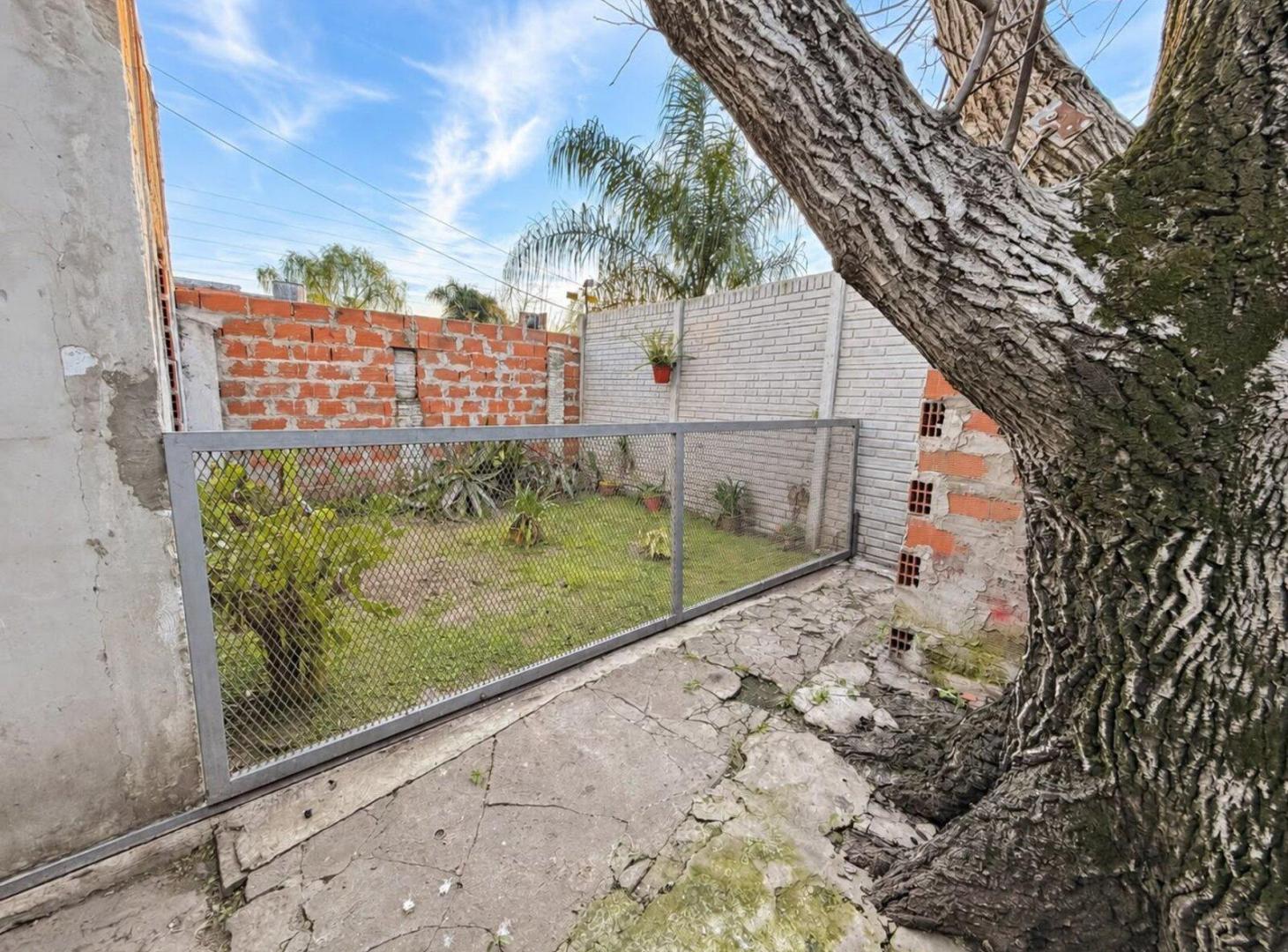 Foto de VENTA PH MONOAMBIENTE, QUILMES ESTE, imagen 3
