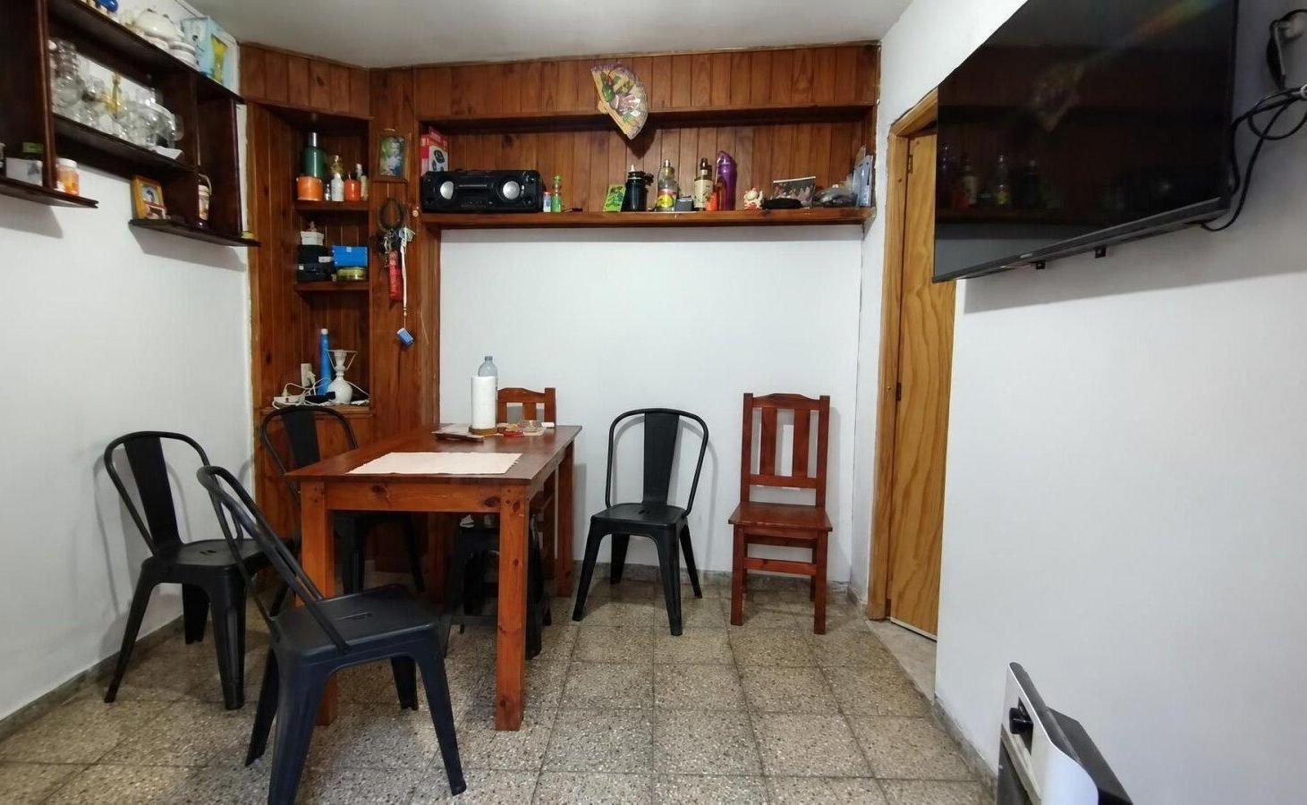Foto de Venta 2 PH planta baja y 1er piso en Bernal, imagen 4