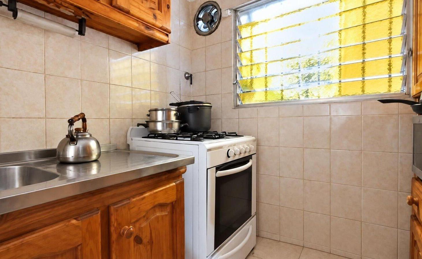 Foto de Venta 2 PH planta baja y 1er piso en Bernal, imagen 2