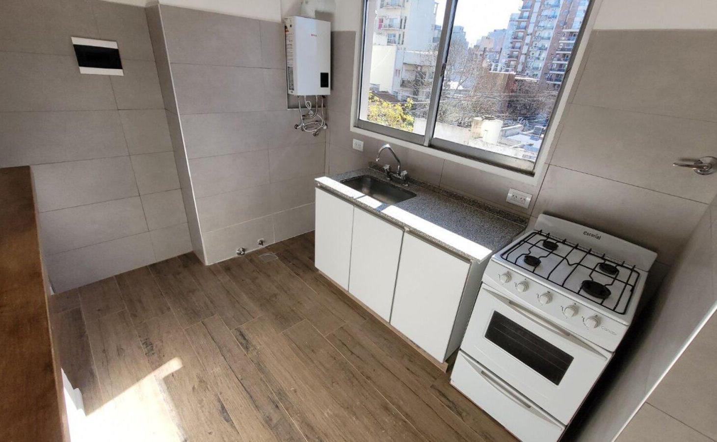 Foto de ALQUILER DEPARTAMENTO 2 AMB. PLAZA CONESA. QUILMES, imagen 3