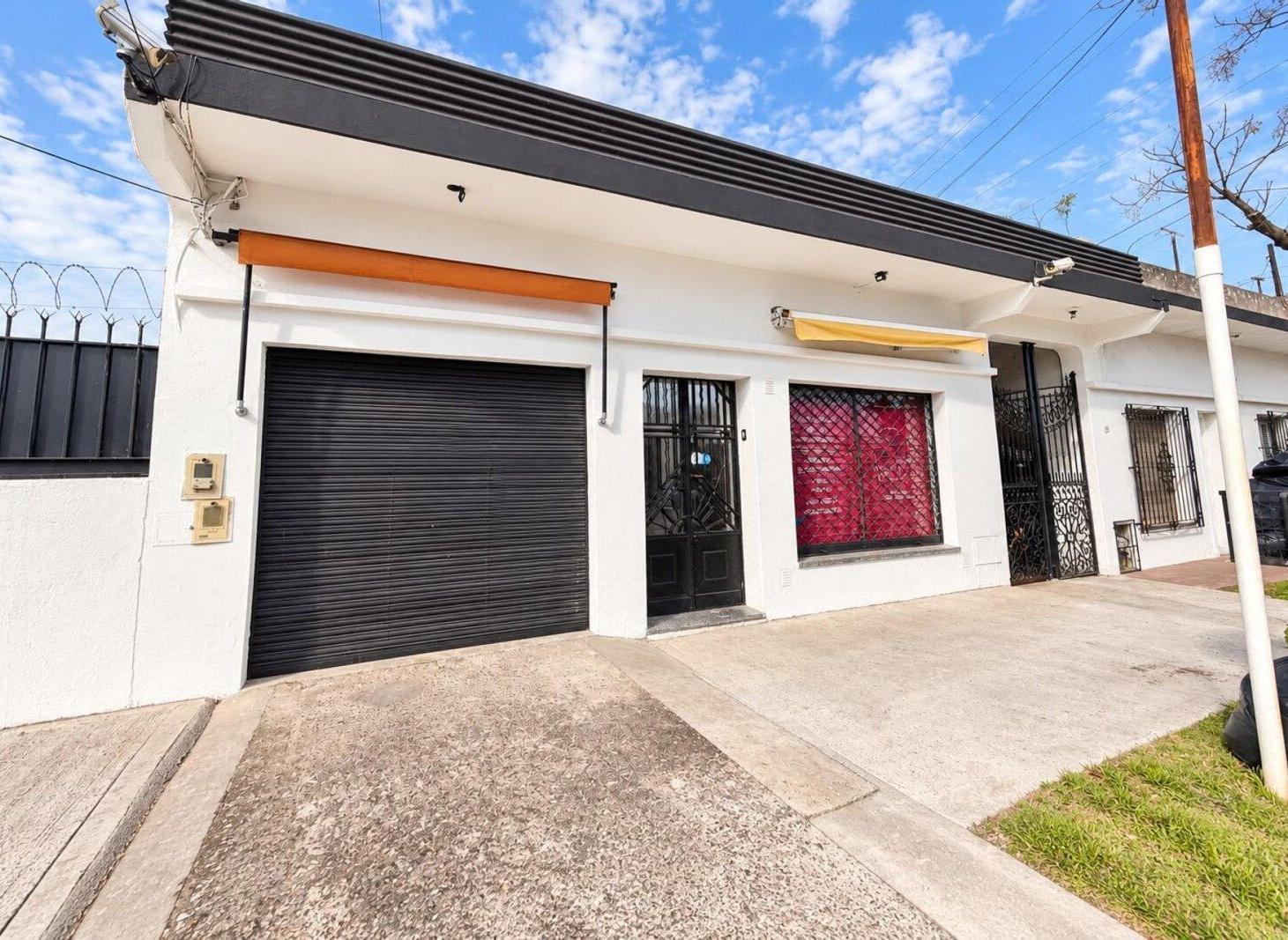 Foto de VENTA CASA 4 AMB BERNAL OESTE, imagen 2