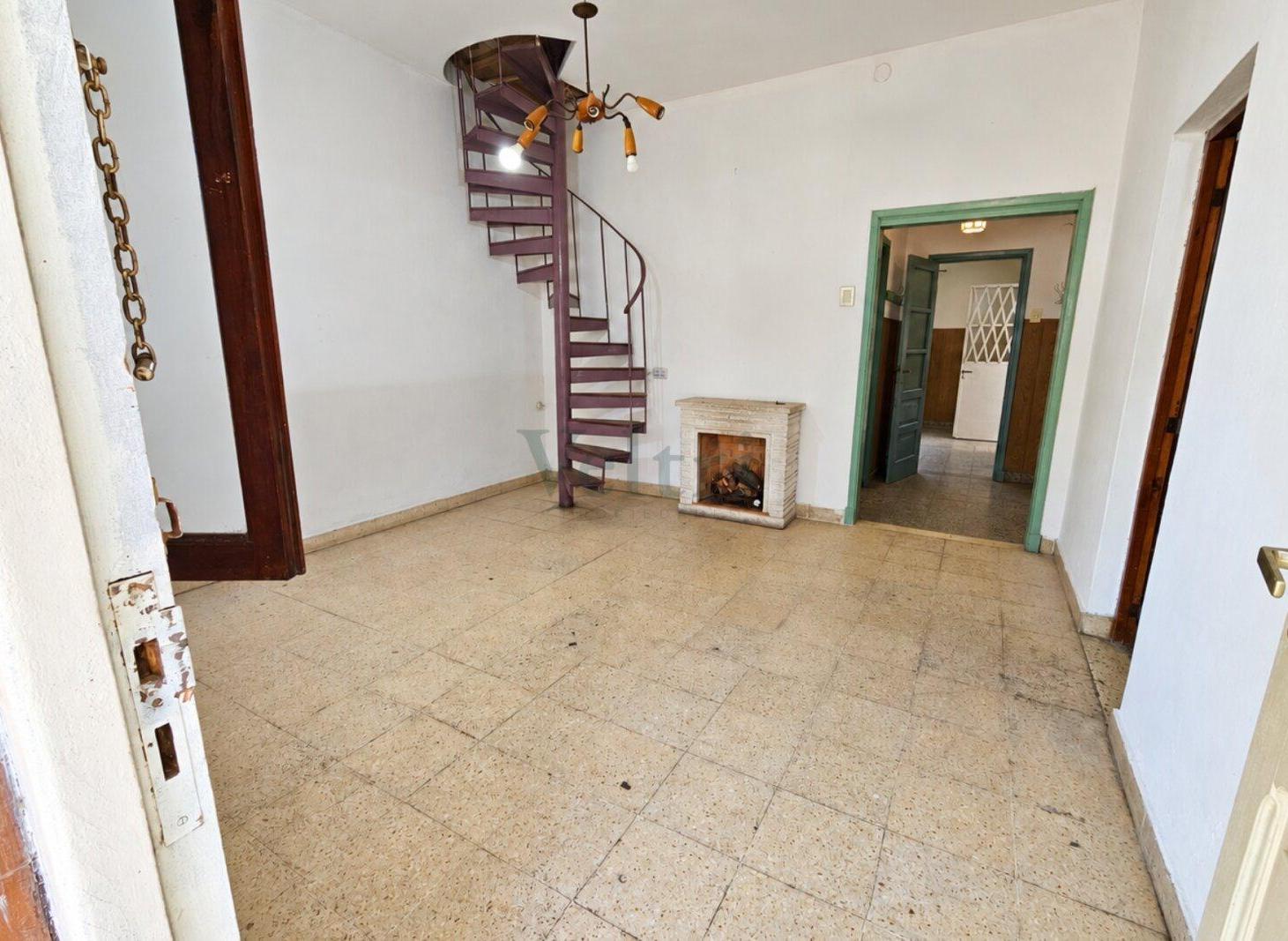 Foto de VENTA CASA 5 AMBIENTES CON PATIO - BERAZATEGUI, imagen 4
