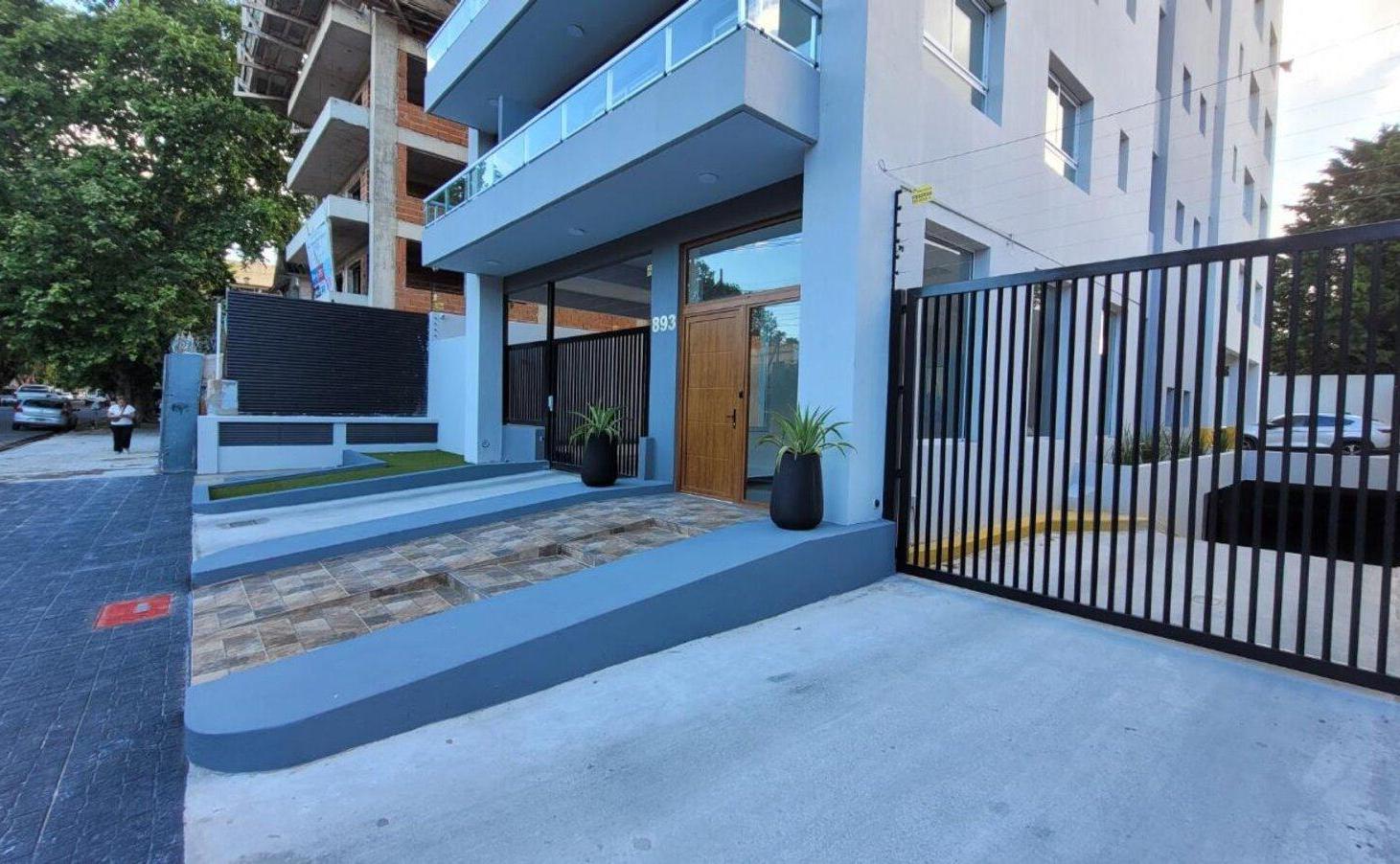 Foto de VENTA COCHERA DESCUBIERTA. QUILMES, imagen 5