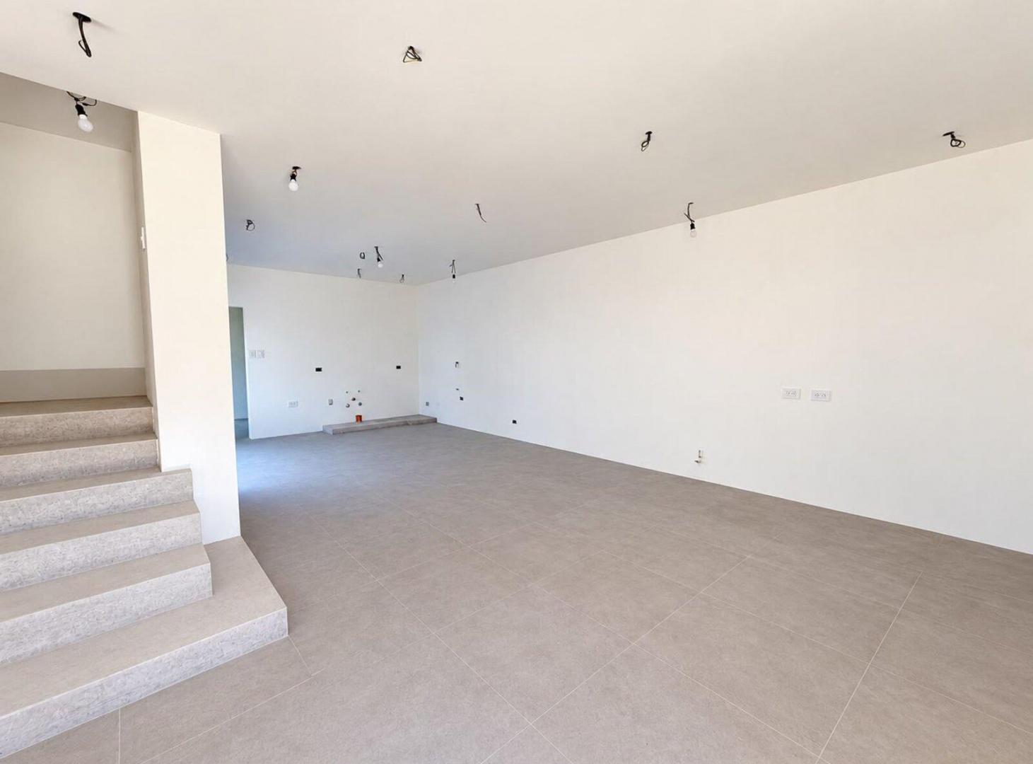 Foto de VENTA CASA 4 AMBIENTES CON COCHERA, imagen 4