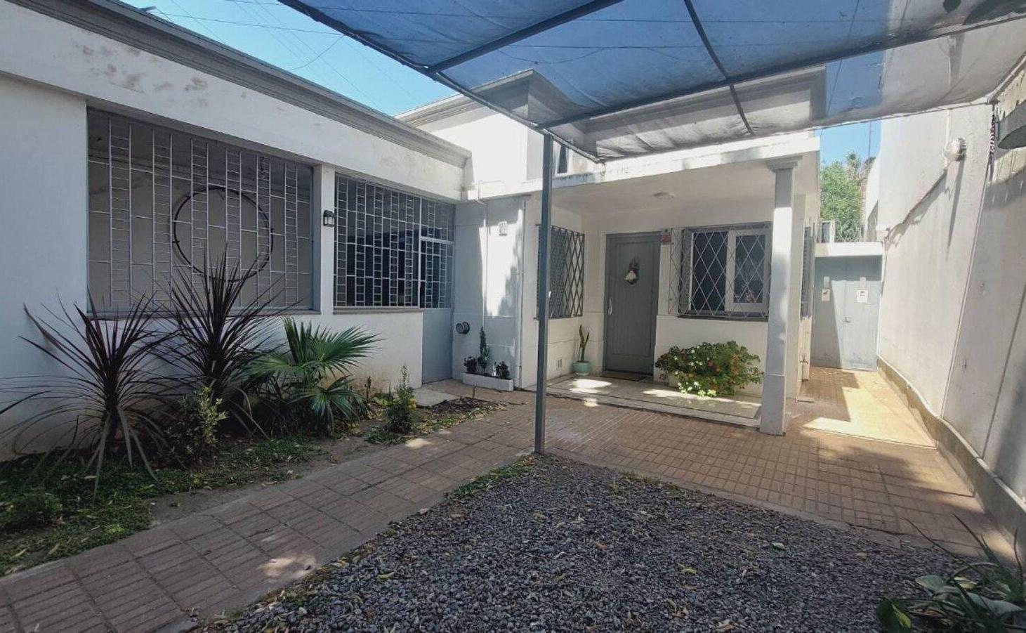 Foto de PH en Venta tres ambientes Quilmes garage patio, imagen 5