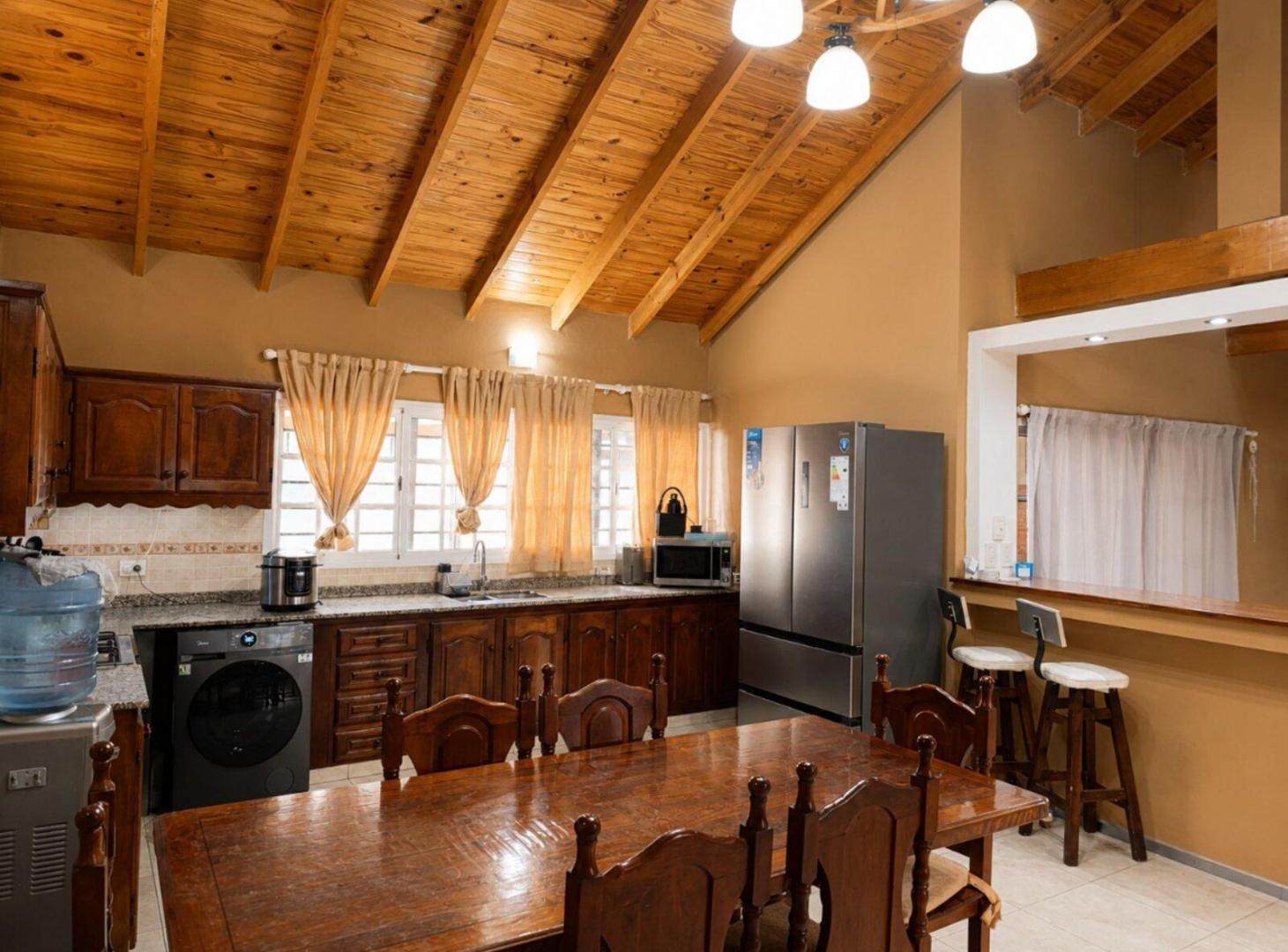 Foto de VENTA CASA CON PILETA EN LOTE 1.279 M² SOURIGUES, imagen 5