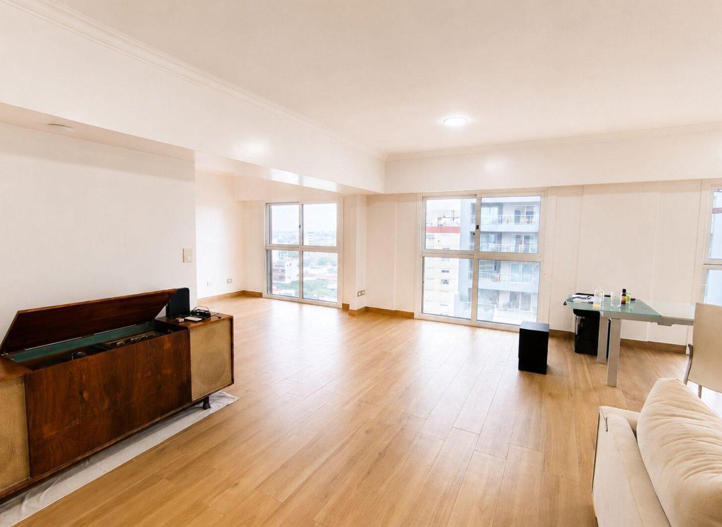 Foto de VENTA DEPARTAMENTO 4 AMB BERNAL CENTRO, imagen 5