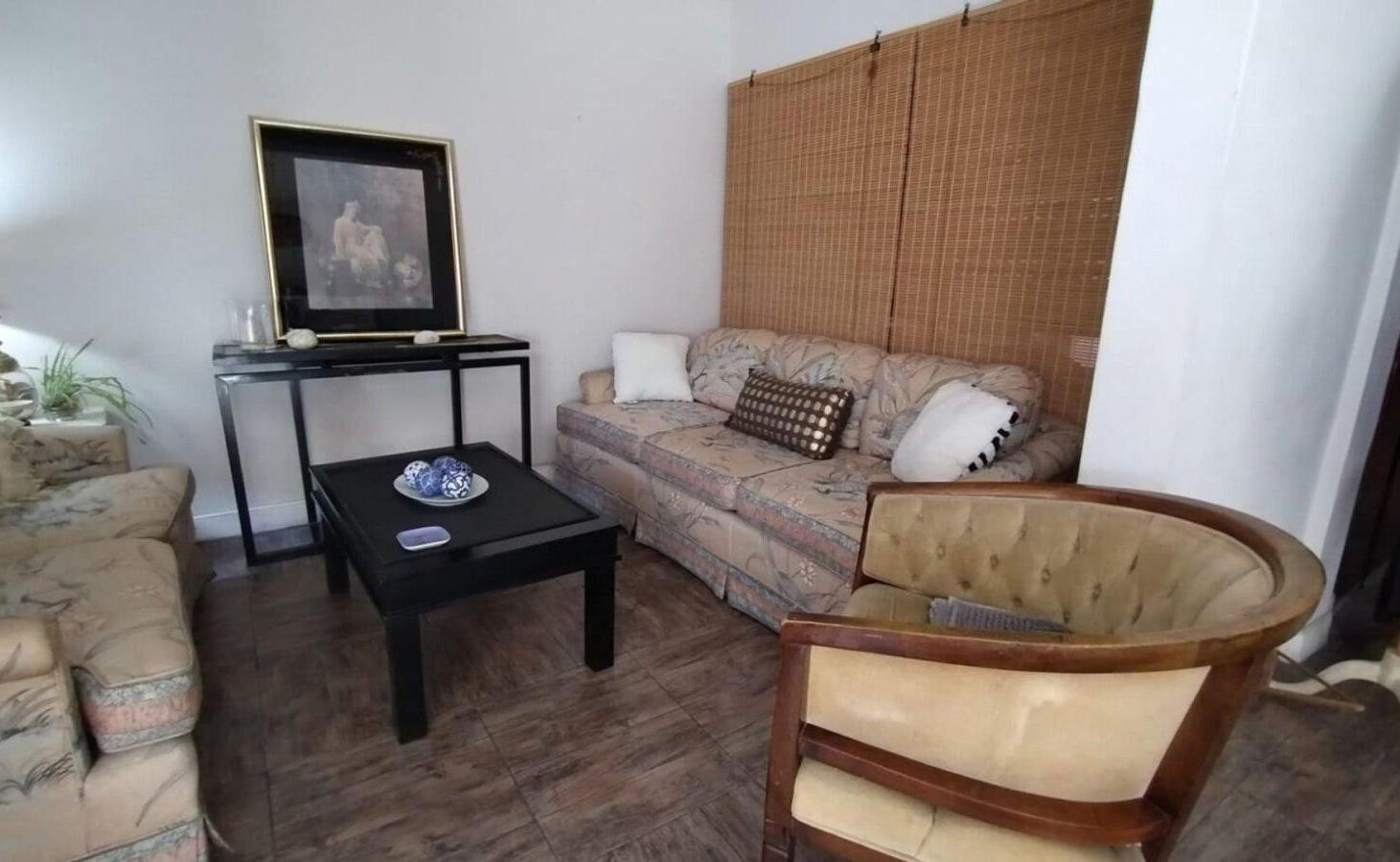 Foto de Venta casa 3 ambientes con cochera y patio Quilmes, imagen 5