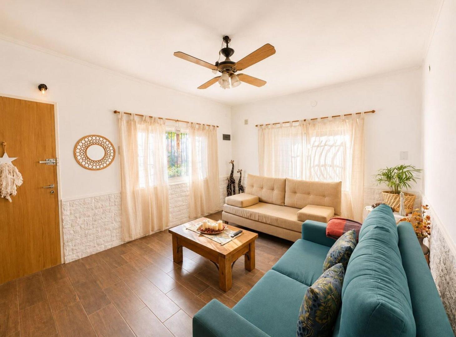 Foto de VENTA CASA 4 AMBIENTES EN BERAZATEGUI, imagen 1