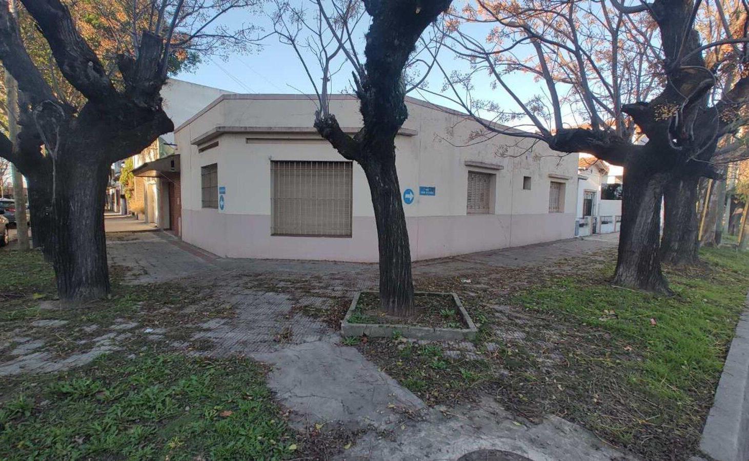 Foto de VENTA PH 4 AMB COCHERA PATIO REMEDIOS DE ESCALADA, imagen 1