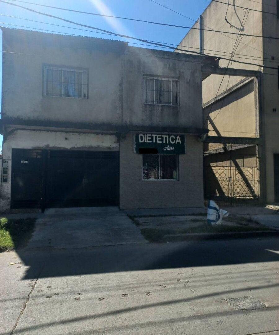 Foto de casa en venta con 2 departamentos, imagen 1