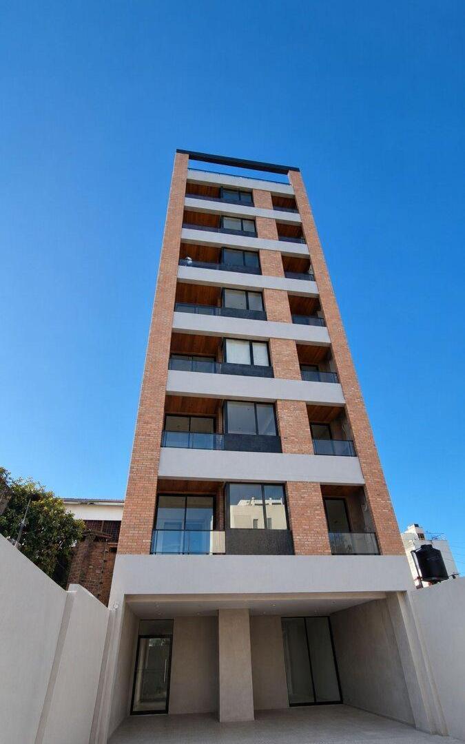 Foto de DEPARTAMENTO 2 AMBIENTES CON COCHERA EN QUILMES, imagen 2