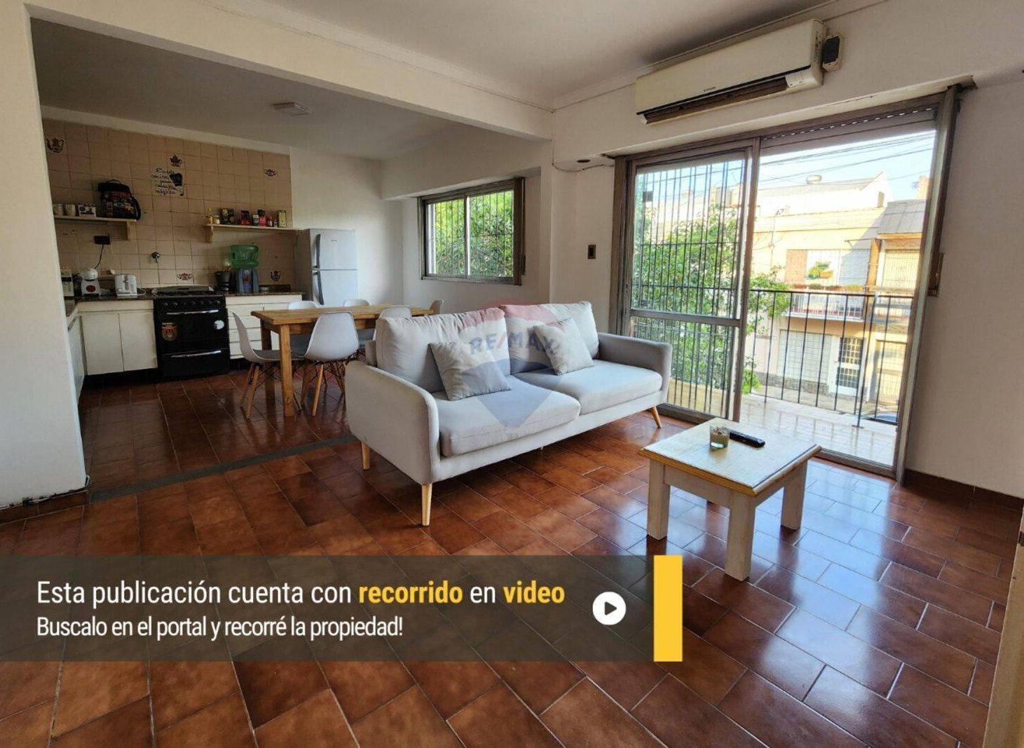 Foto de PH en venta con 2 dormitorios en Bernal, imagen 2