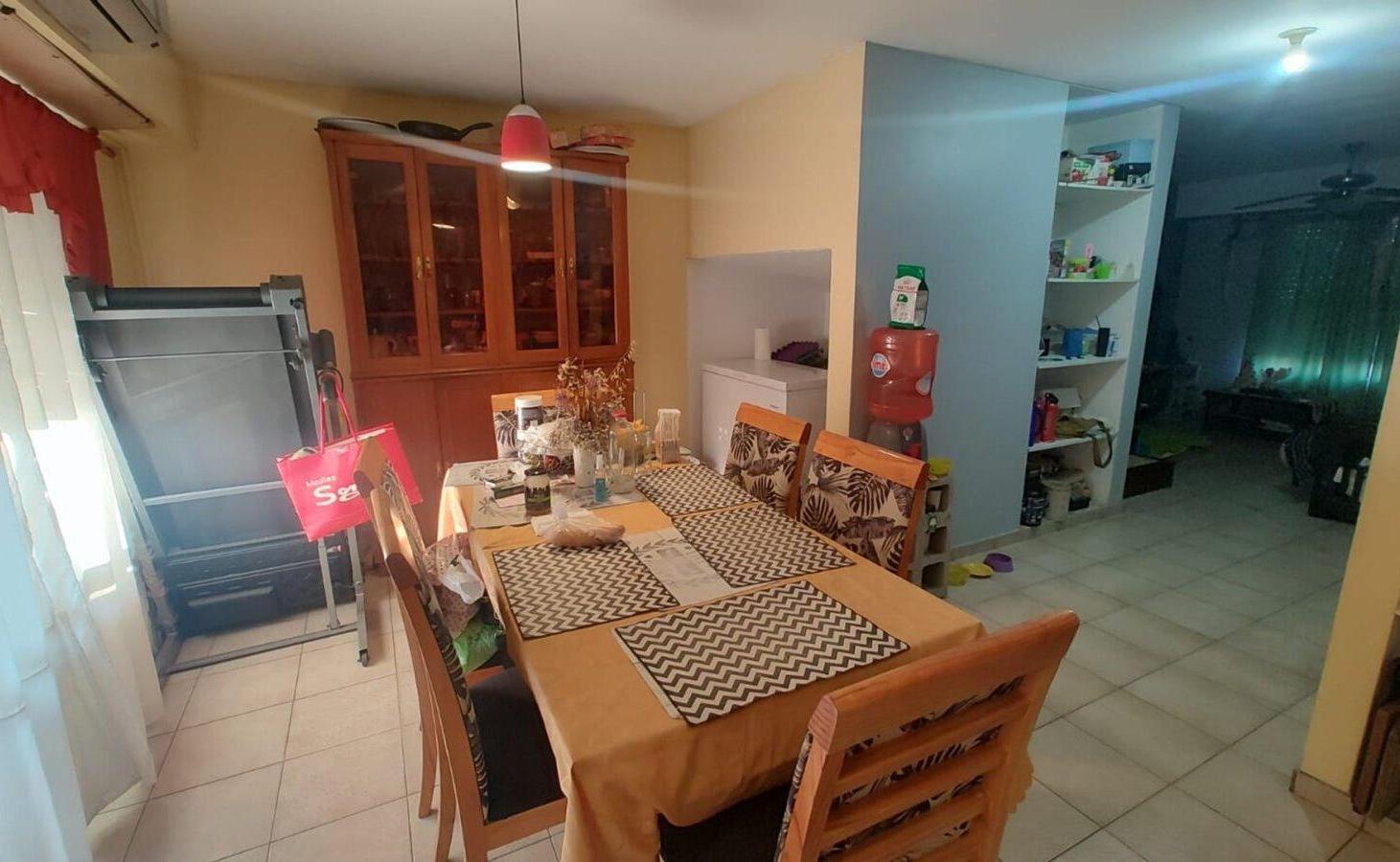 Foto de VENTA DEPTO DUPLEX 4 AMB PATIO COCHERA QUILMES, imagen 1
