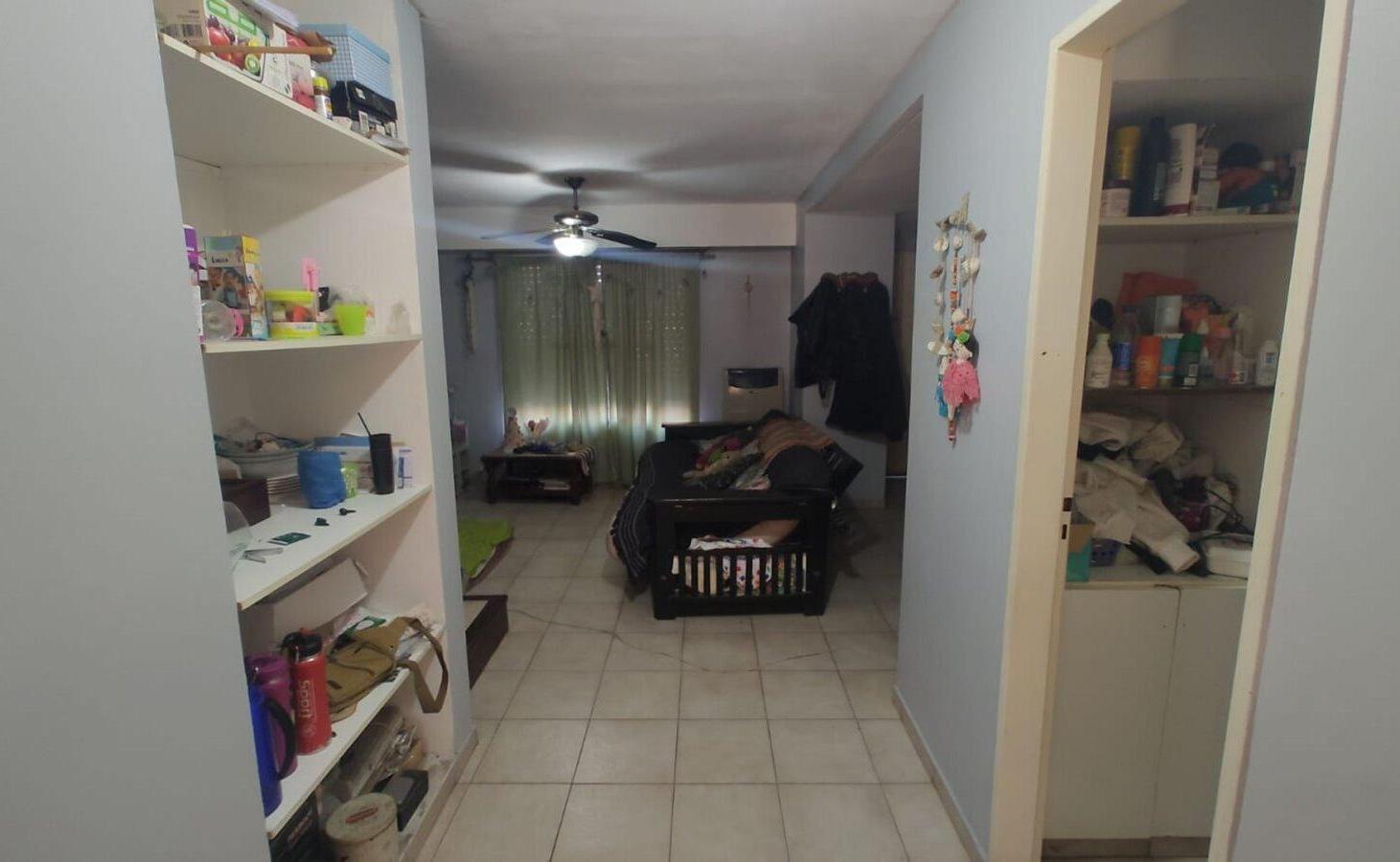 Foto de VENTA DEPTO DUPLEX 4 AMB PATIO COCHERA QUILMES, imagen 4