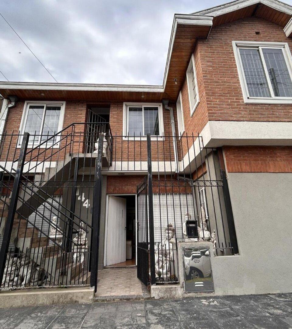 Foto de VENTA CASA 5 AMBIENTES QUILMES, imagen 1